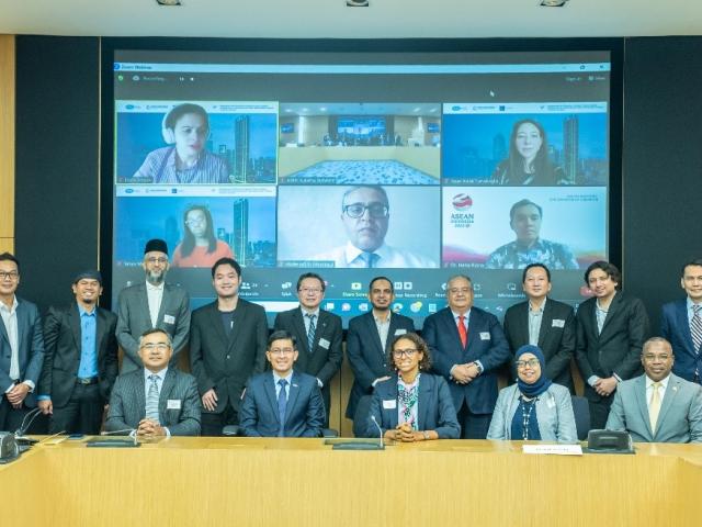 Islamic Finance meeting participants